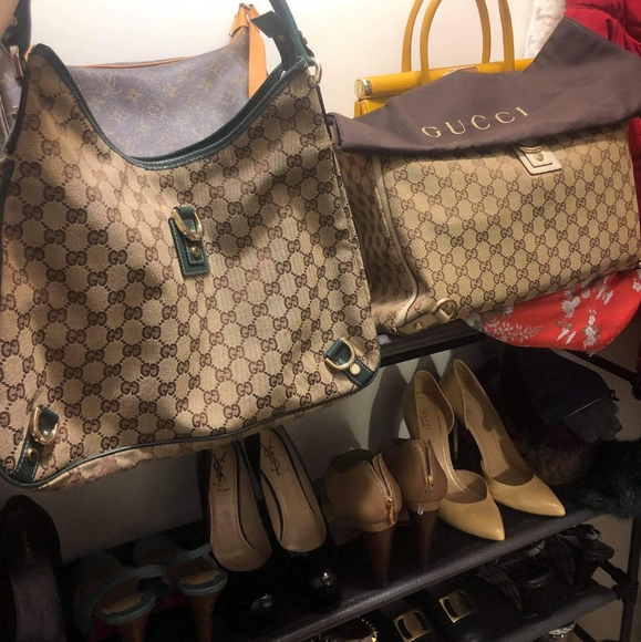 SOLD Authentic Gucci tote or best offer - Picture 7 of 10